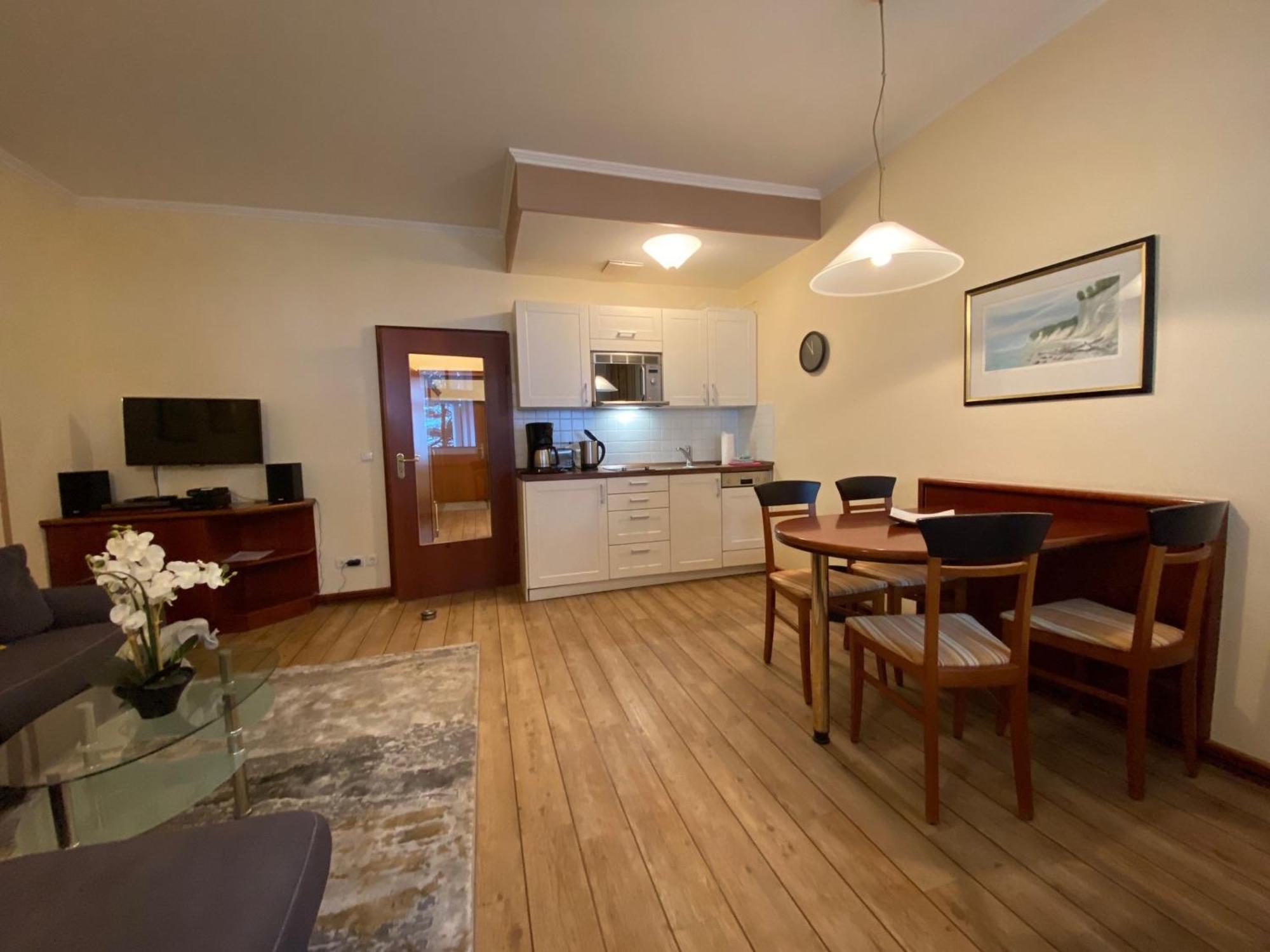 Ferienwohnung Strandlust In Der Villa Seeadler Бінц Екстер'єр фото
